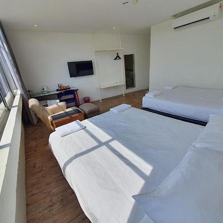 Riverine Garden Hotel Chukai Экстерьер фото