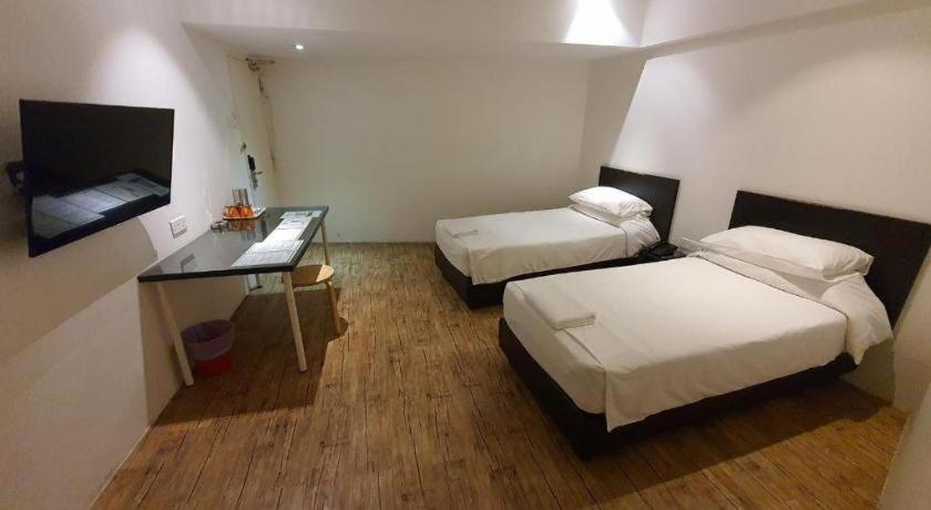 Riverine Garden Hotel Chukai Экстерьер фото